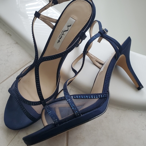 nina varuna sandal